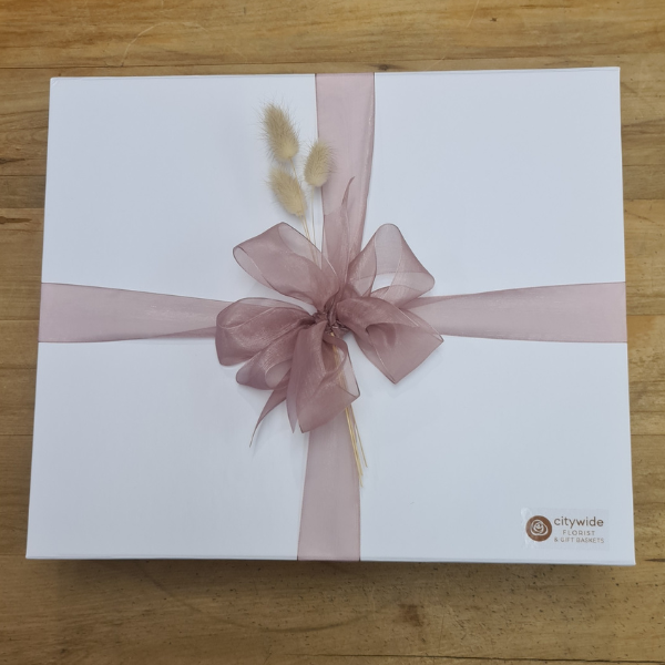 Step 1 - Choose Your Gift Box Container - Blush Box