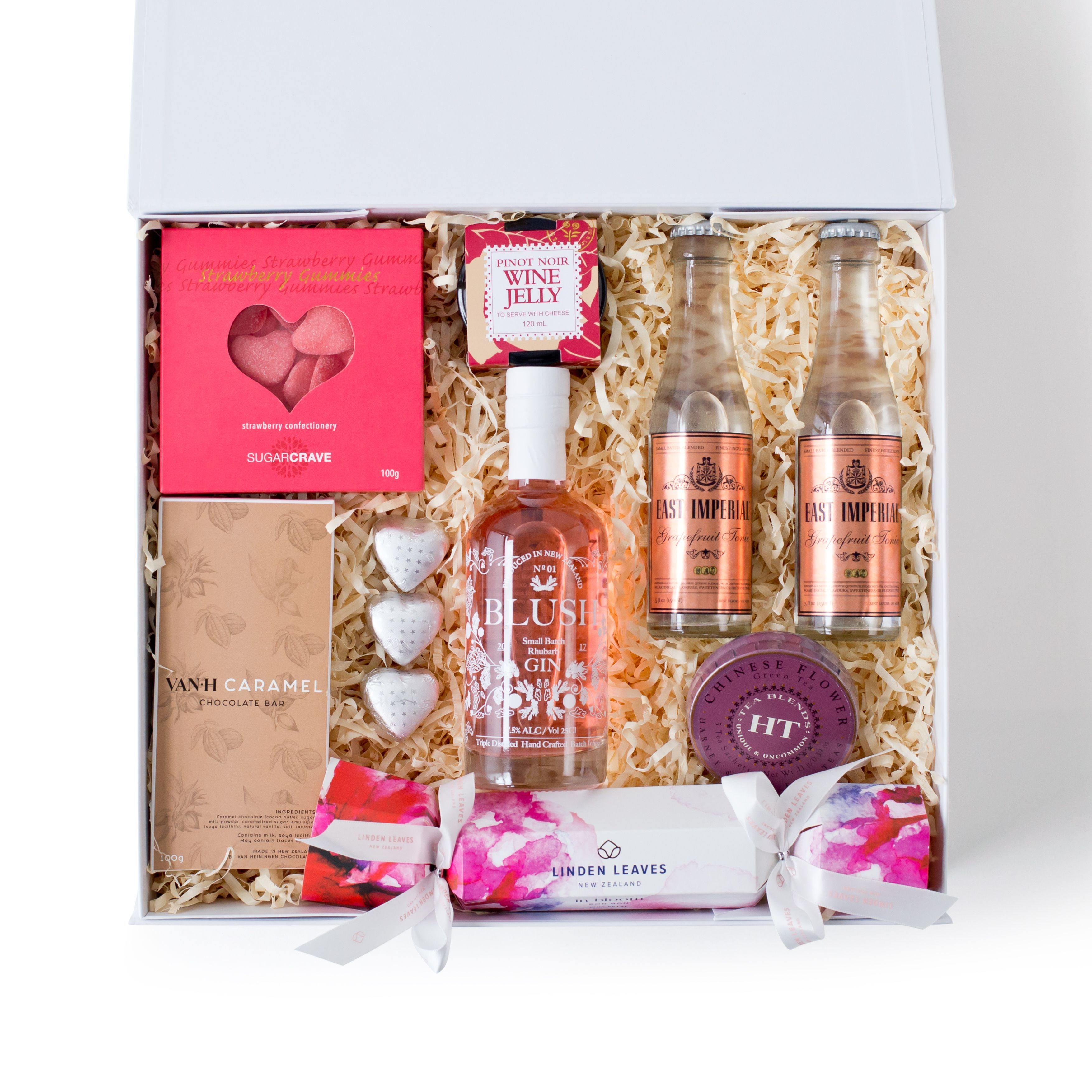 Christmas Gift Box | Christmas Gifts For Women | NZ Delivery - BLOOM BERRY