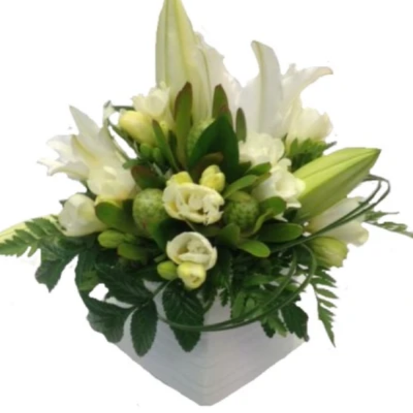 White  Arrangement - Citywide Florist Christchurch NZ